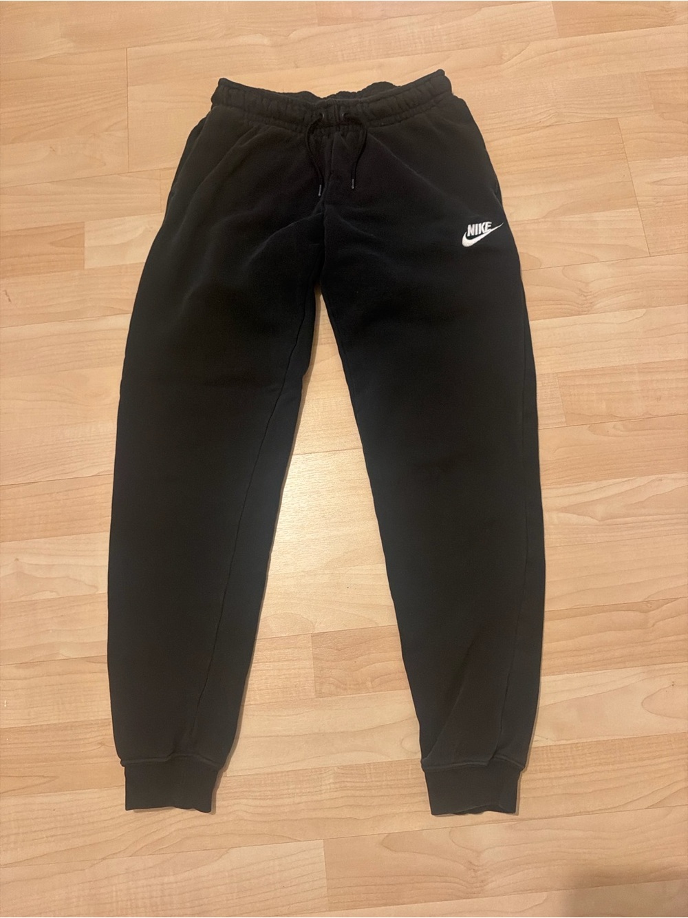 women’s nike joggers